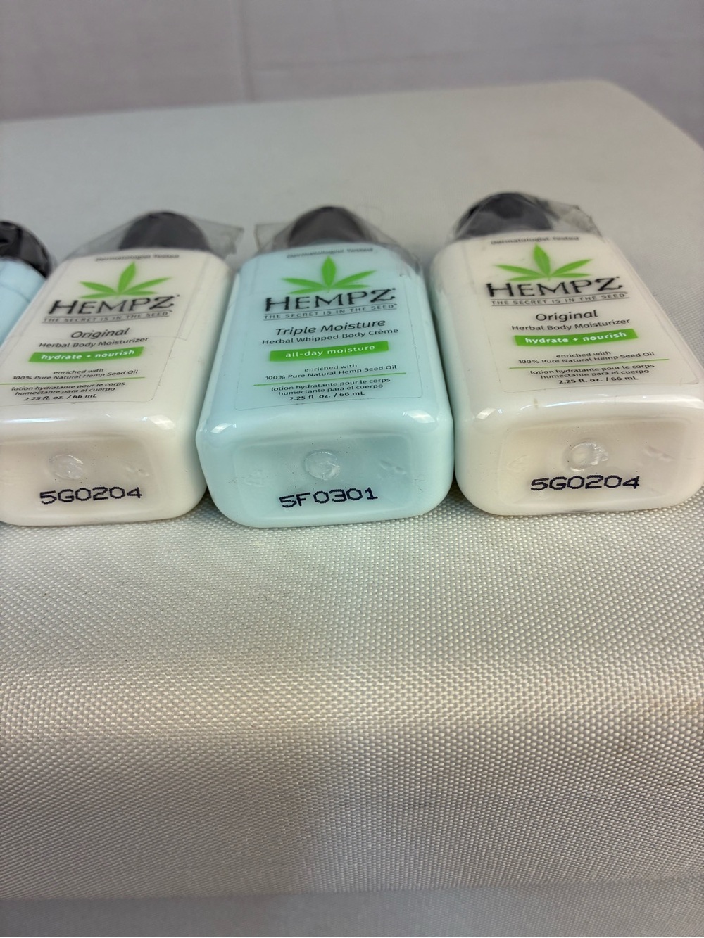 NEW Set of 5 Hempz Body Lotions - Picture 2 of 3